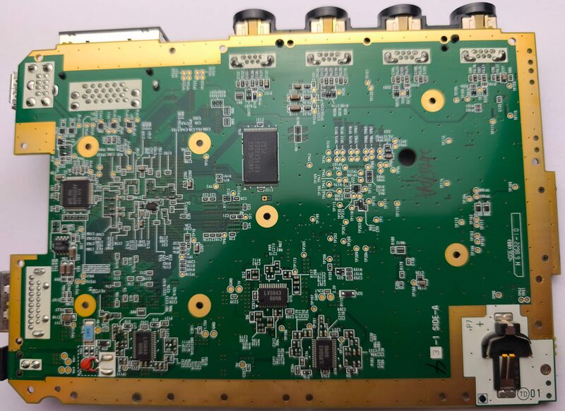 Datei:RVL-CPU-01 bottom.jpg